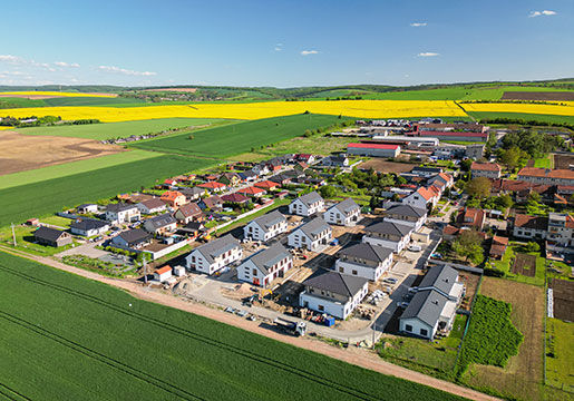 Rodinné domy a byty Hodějice